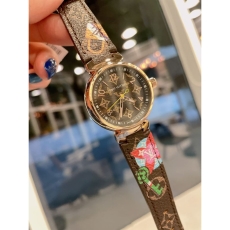 LOUIS VUITTON Watches